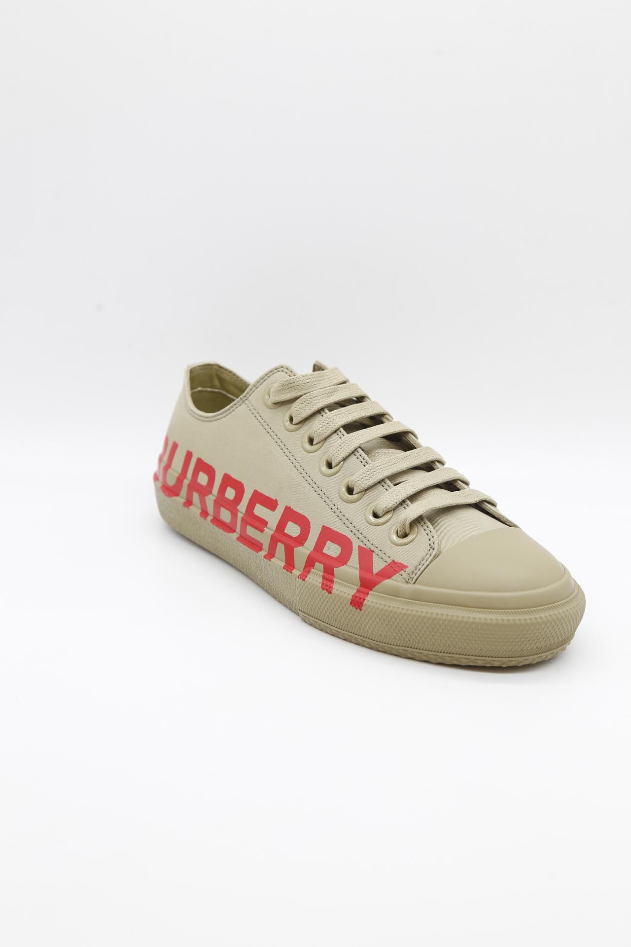 Burberry, Sneakers